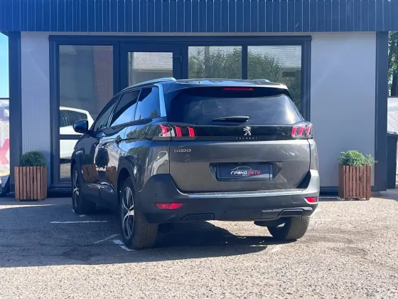 Продажа Peugeot 5008 II Рестайлинг, 2021г., Кобрин Кобрин