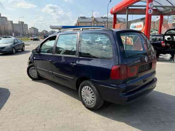Продажа Volkswagen Sharan I · Рестайлинг, 7 мест, 2001 г. в Солигорске Солигорск