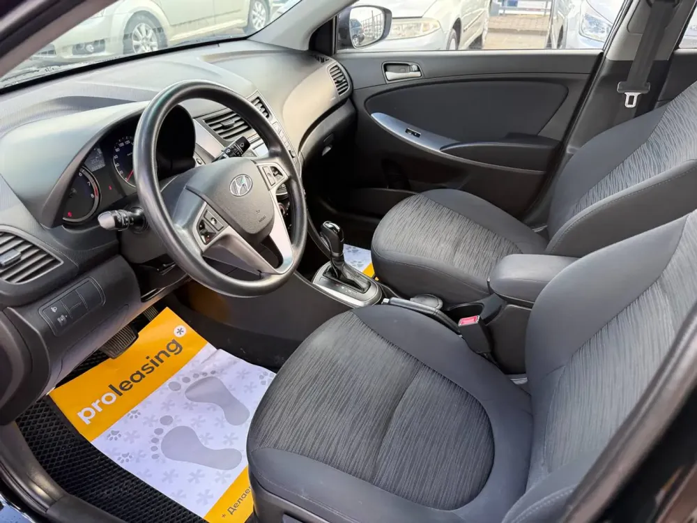 Продажа Hyundai Solaris I Рестайлинг, 2014г., Минск Минск - изображение 16