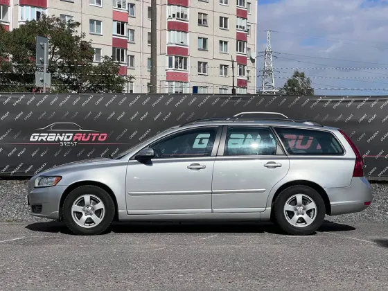 Продажа Volvo V50 I Рестайлинг, 2008г., Брест Брест