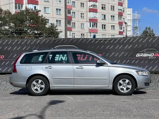 Продажа Volvo V50 I Рестайлинг, 2008г., Брест Брест