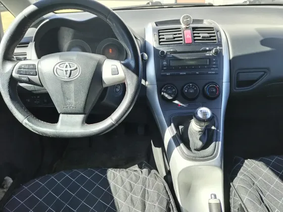 Продажа Toyota Auris I Рестайлинг, 2010г., Минск Минск