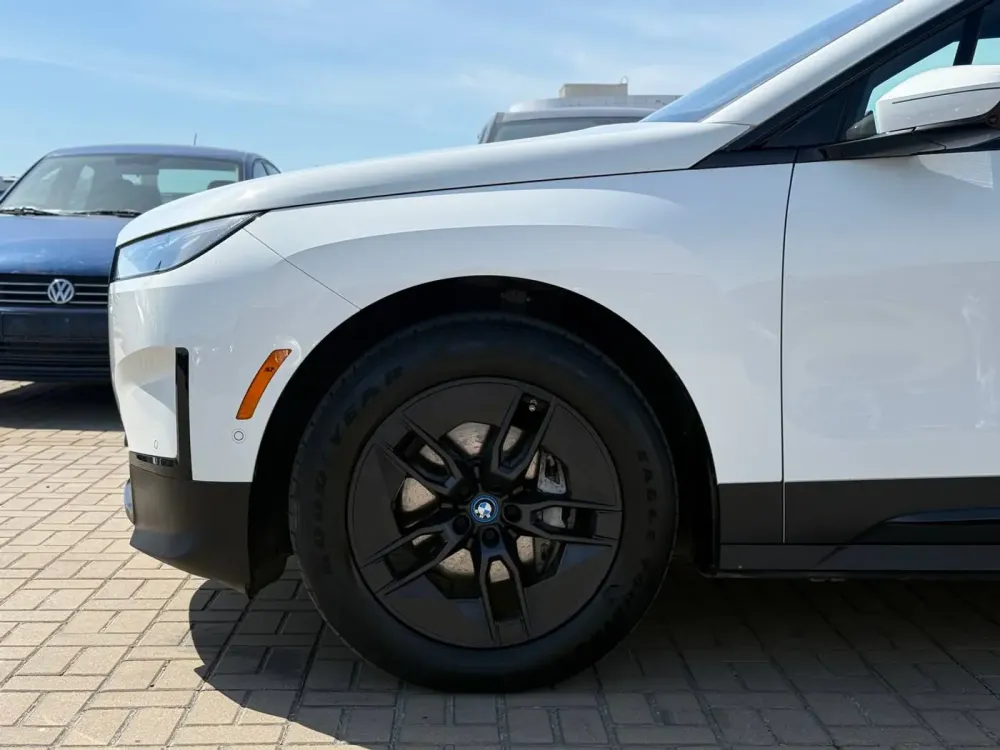 Продажа BMW iX I (I20), 2023г., Минск Минск - изображение 4