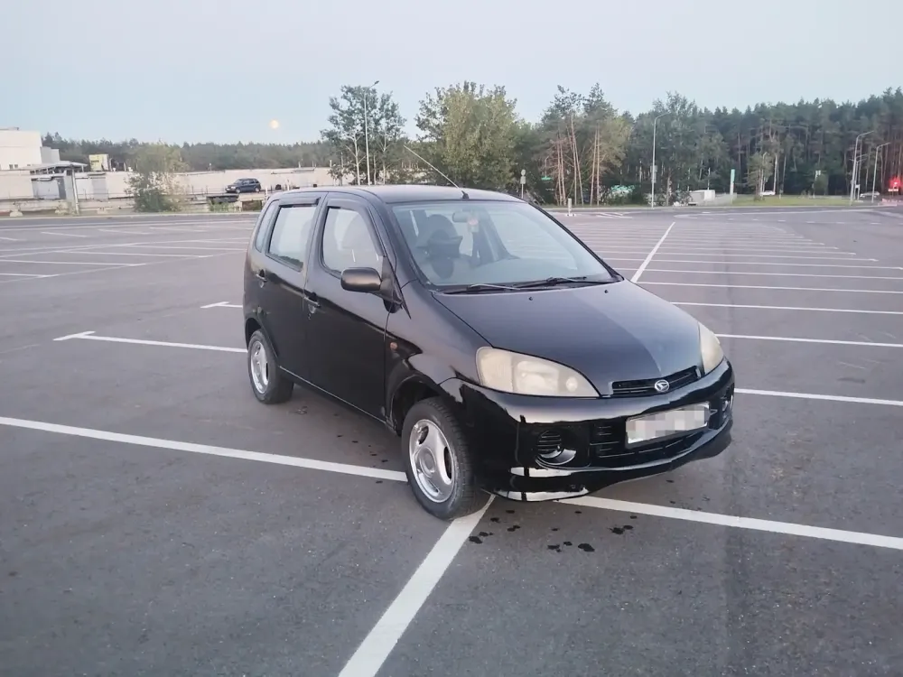 Продажа Daihatsu YRV I, 2000г., Минск Минск - изображение 1
