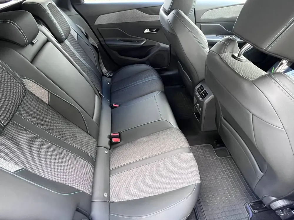 Продажа Peugeot 308 III, 2022г., Кобрин Кобрин - изображение 9