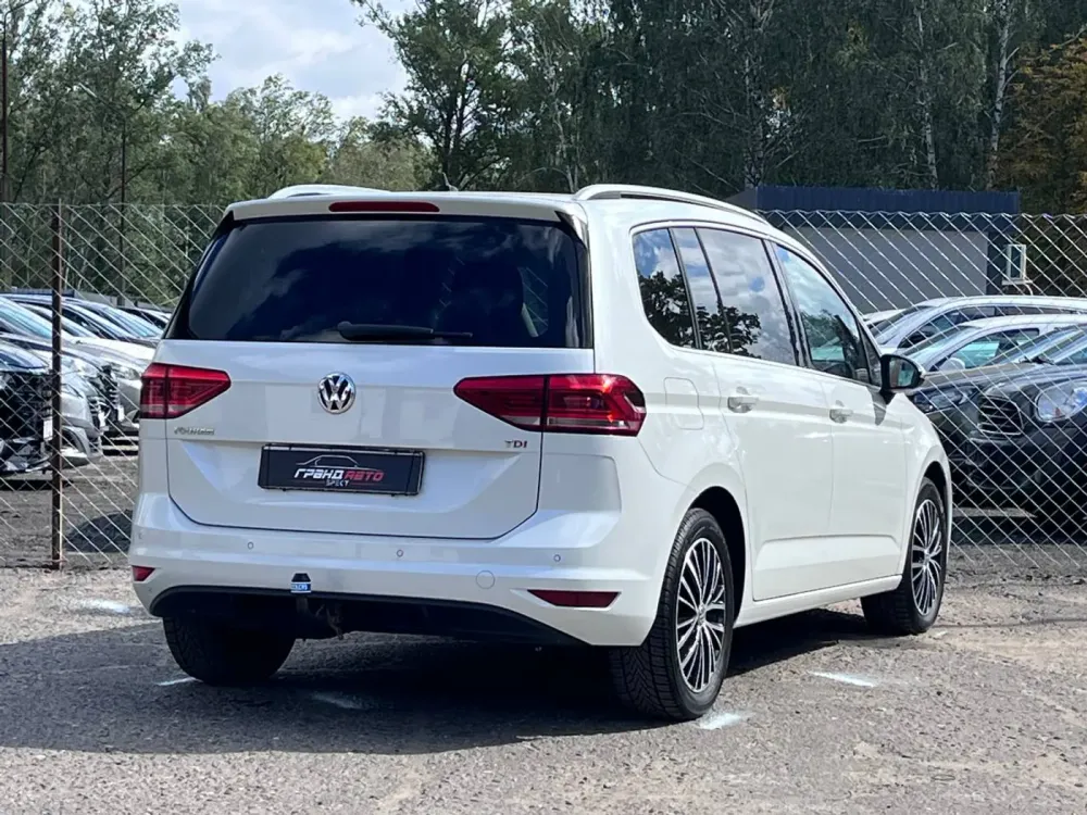 Продажа Volkswagen Touran II, 2016г., Кобрин Кобрин - изображение 4