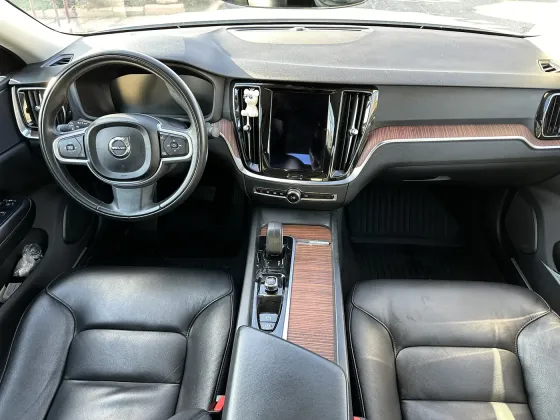 Продажа Volvo S60 III, 2021г., Минск Минск