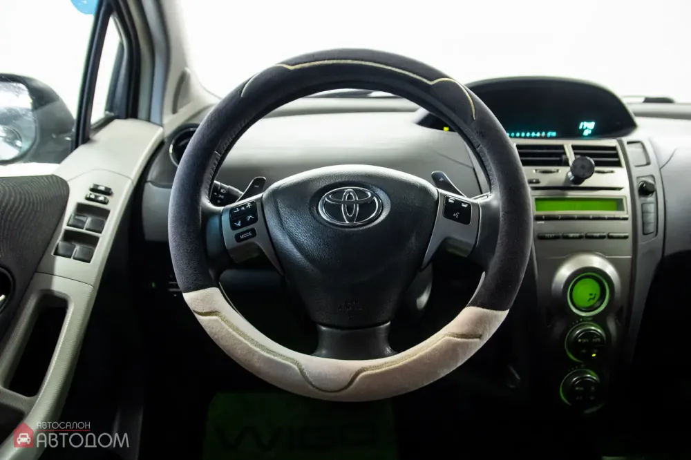Продажа Toyota Yaris II Рестайлинг, 2011г., Минск Минск - изображение 8