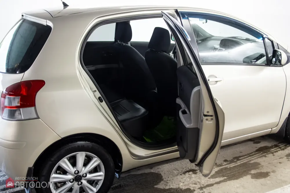 Продажа Toyota Yaris II Рестайлинг, 2011г., Минск Минск - изображение 14