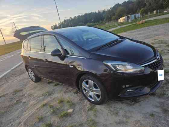 Продажа Opel Zafira C · Рестайлинг, 7 мест, 2017 г. в Гродно Гродно