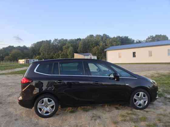 Продажа Opel Zafira C · Рестайлинг, 7 мест, 2017 г. в Гродно Гродно