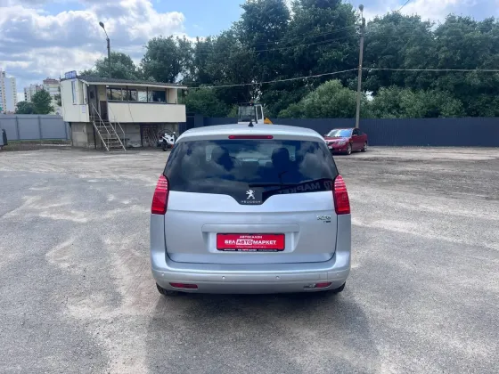 Продажа Peugeot 5008 I Рестайлинг, 2013г., Витебск Витебск