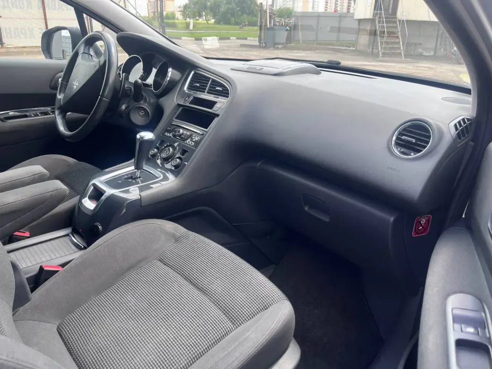 Продажа Peugeot 5008 I Рестайлинг, 2013г., Витебск Витебск - изображение 12