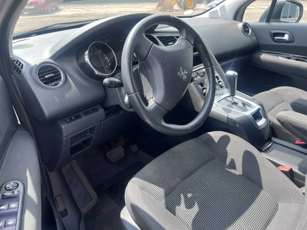 Продажа Peugeot 5008 I Рестайлинг, 2013г., Витебск Витебск - изображение 8