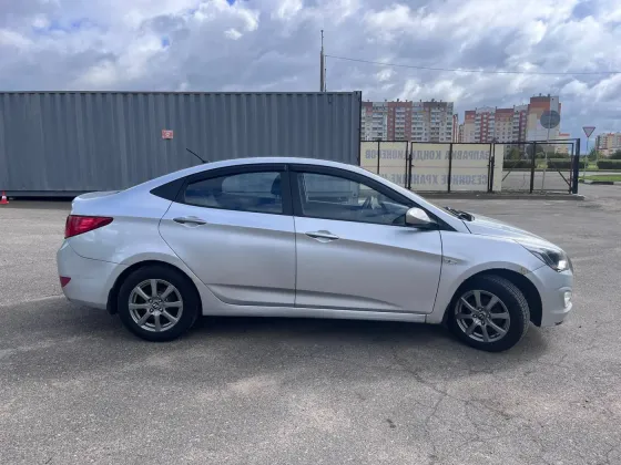 Продажа Hyundai Solaris I Рестайлинг, 2015г., Витебск Витебск