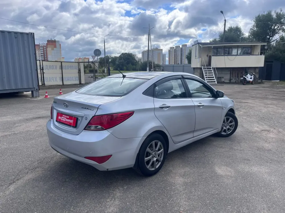 Продажа Hyundai Solaris I Рестайлинг, 2015г., Витебск Витебск - изображение 5