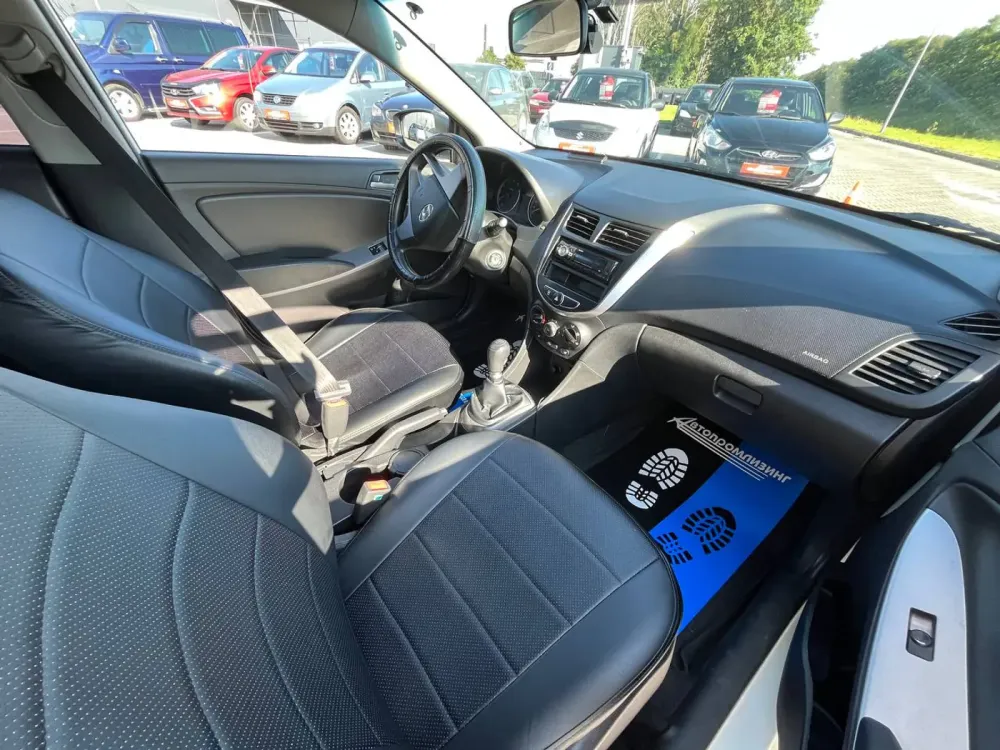 Продажа Hyundai Solaris I Рестайлинг, 2014г., Могилёв Могилев - изображение 12
