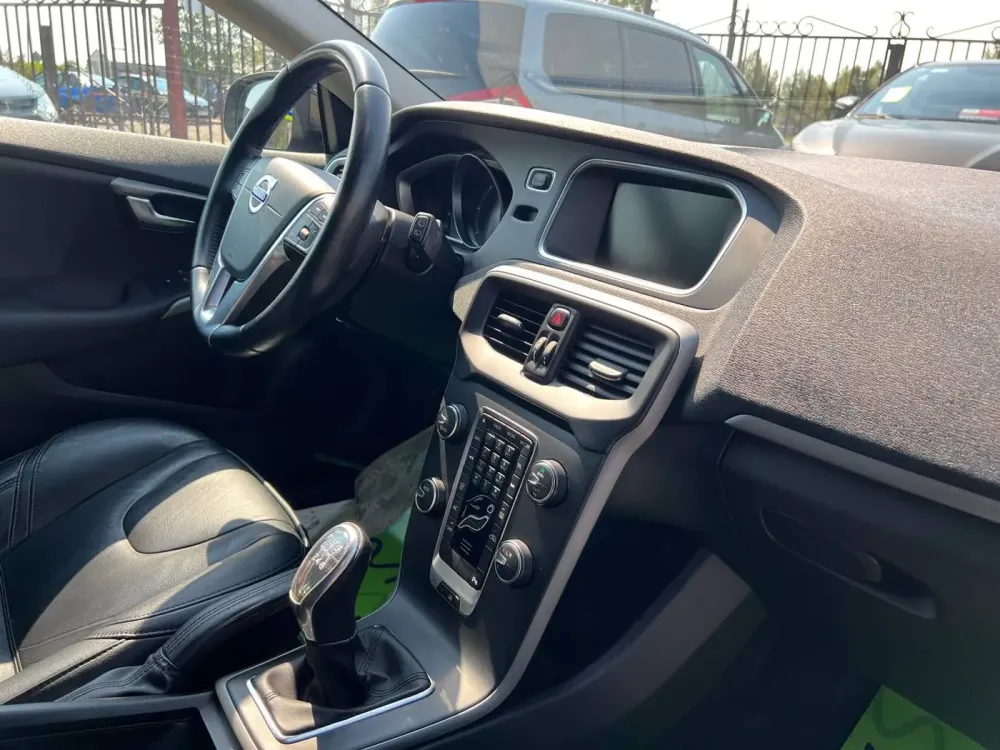 Продажа Volvo V40 II, 2013г., Бобруйск Бобруйск - изображение 16