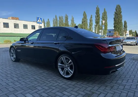 Продажа BMW 7 series V (F01/F02/F04) Рестайлинг, 2012г., Гомель Гомель