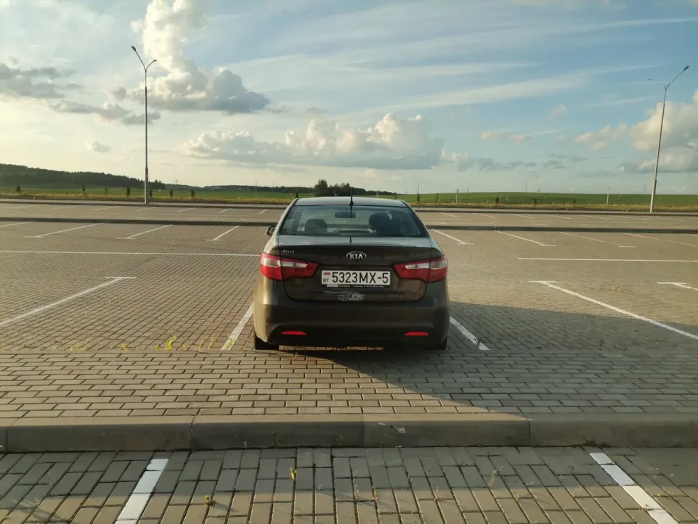 Продажа Kia Rio III Рестайлинг, 2015г., Смолевичи Смолевичи - изображение 4