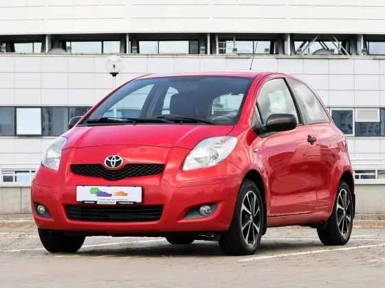 Продажа Toyota Yaris II Рестайлинг, 2010г., Минск Минск