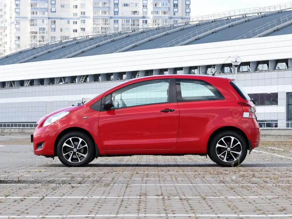 Продажа Toyota Yaris II Рестайлинг, 2010г., Минск Минск - изображение 3