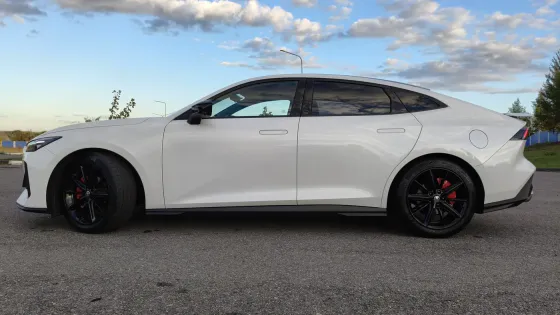 Продажа Changan UNI-V I, 2023г., Жлобин Жлобин