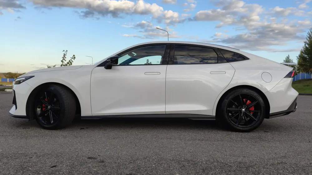 Продажа Changan UNI-V I, 2023г., Жлобин Жлобин - изображение 5