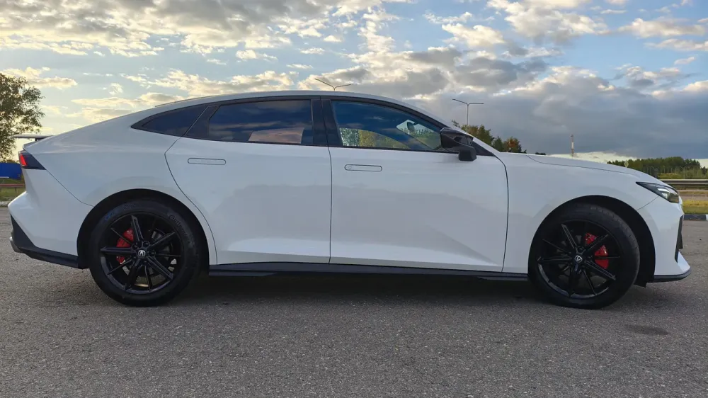 Продажа Changan UNI-V I, 2023г., Жлобин Жлобин - изображение 6
