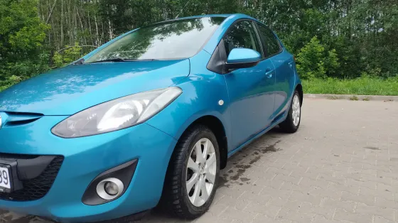 Продажа Mazda 2 II Рестайлинг (DE2), 2011г., Полоцк Полоцк