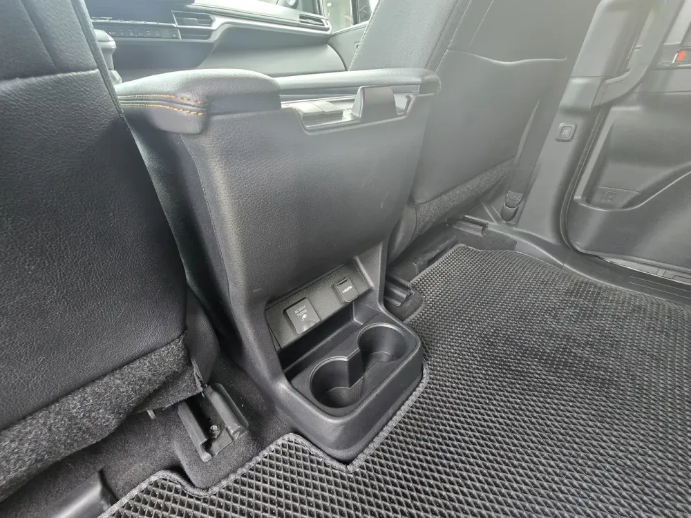 Продажа Toyota Sienna IV, 2022г., Гродно Гродно - изображение 5
