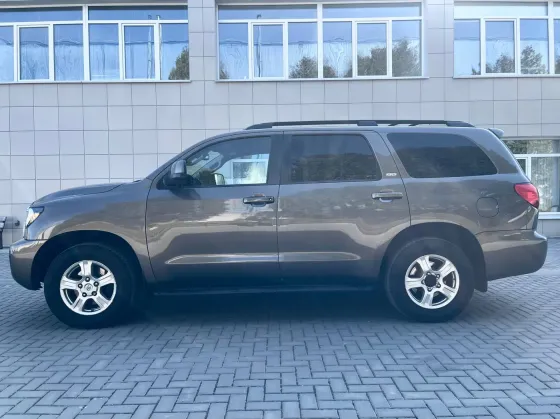 Продажа Toyota Sequoia II, 2017г., Гомель Гомель