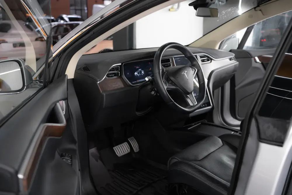 Продажа Tesla Model X I, 2016г., Брест Брест - изображение 7