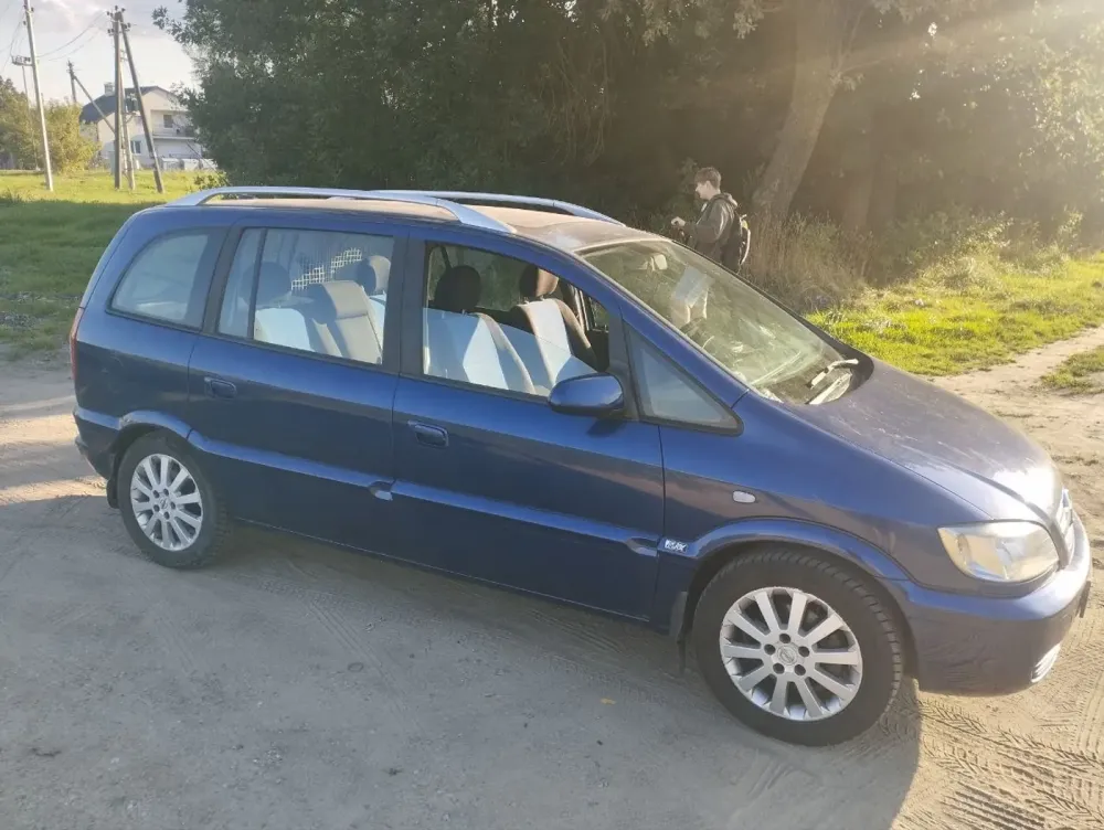 Продажа Opel Zafira A Рестайлинг, 2005г., Берёза Береза - изображение 8