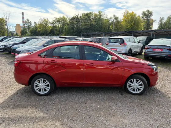 Продажа LADA (ВАЗ) Vesta I, 2018г., Речица Речица