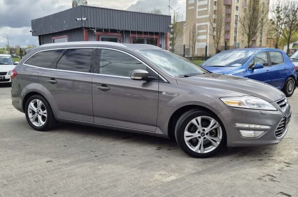 Продажа Ford Mondeo IV · Рестайлинг, 2014 г. в Слуцке Слуцк - изображение 2