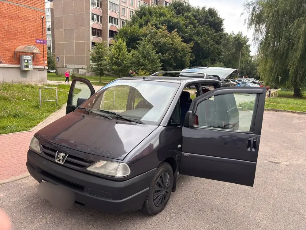 Продажа Peugeot 806 I Рестайлинг, 2001г., Минск Минск - изображение 1