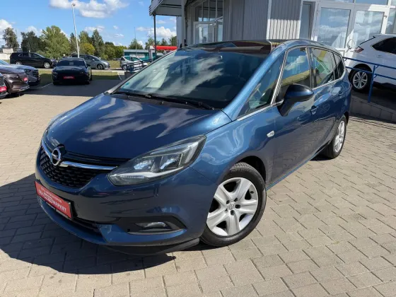 Продажа Opel Zafira C Рестайлинг, 2017г., Гомель Гомель