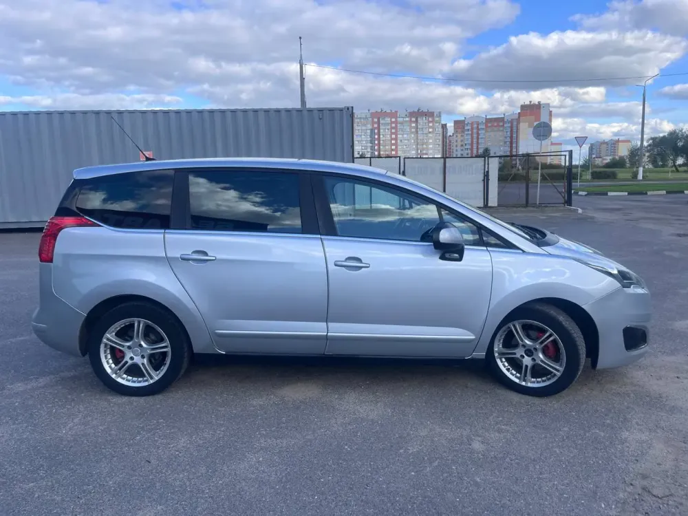 Продажа Peugeot 5008 I Рестайлинг, 2013г., Витебск Витебск - изображение 4