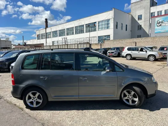 Продажа Volkswagen Touran I, 2003г., Мозырь Мозырь