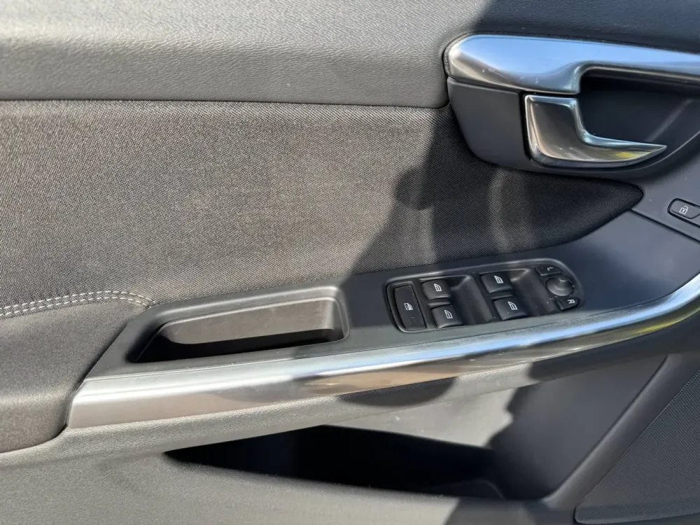 Продажа Volvo V60 I Рестайлинг, 2014г., Минск Минск - изображение 16