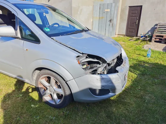 Продажа Opel Zafira B Рестайлинг, 2012г., Пинск Пинск