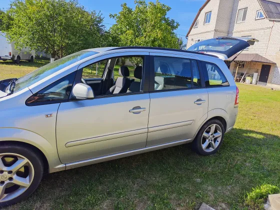 Продажа Opel Zafira B Рестайлинг, 2012г., Пинск Пинск