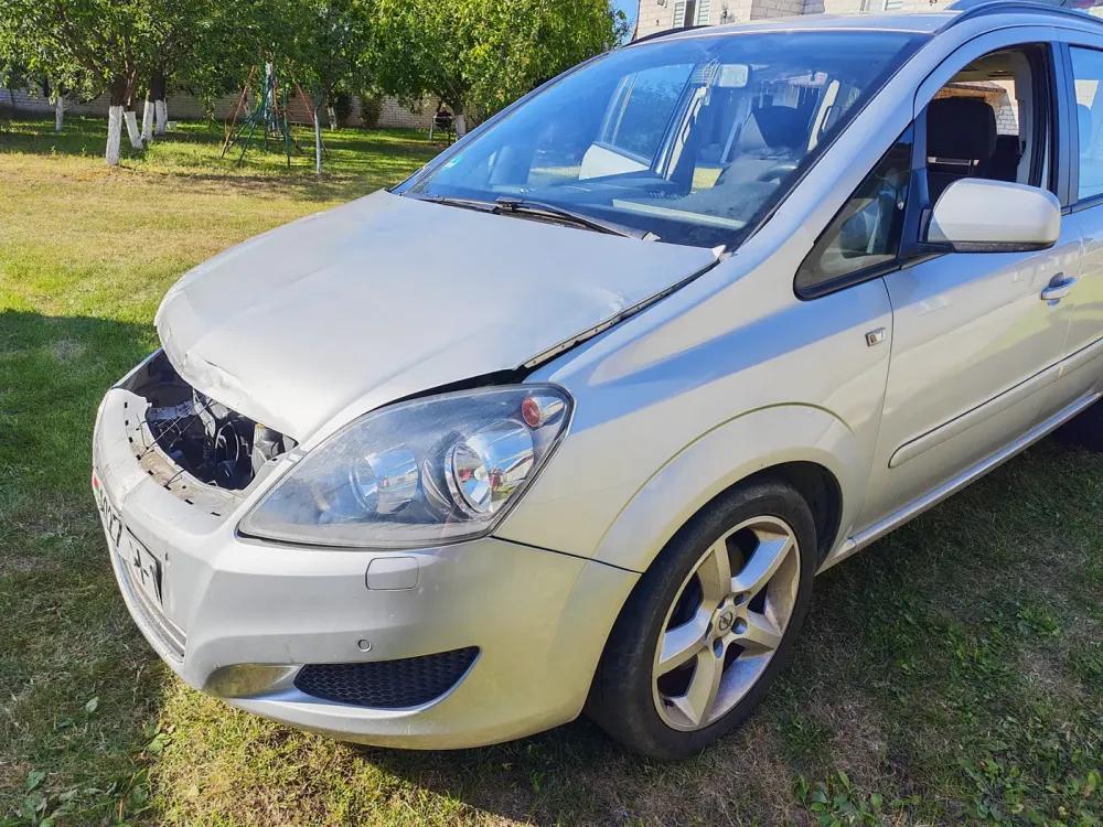 Продажа Opel Zafira B Рестайлинг, 2012г., Пинск Пинск - изображение 2