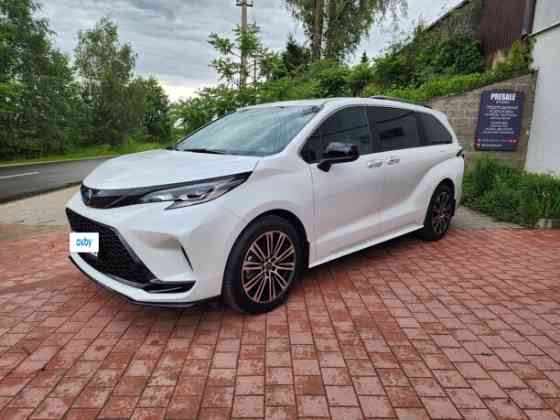 Продажа Toyota Sienna IV (XL40), 8 мест, 2025 г. в Минске Минск