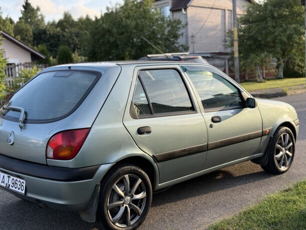 Продажа Ford Fiesta IV · Рестайлинг, 2001 г. в Новополоцке Минск - изображение 4