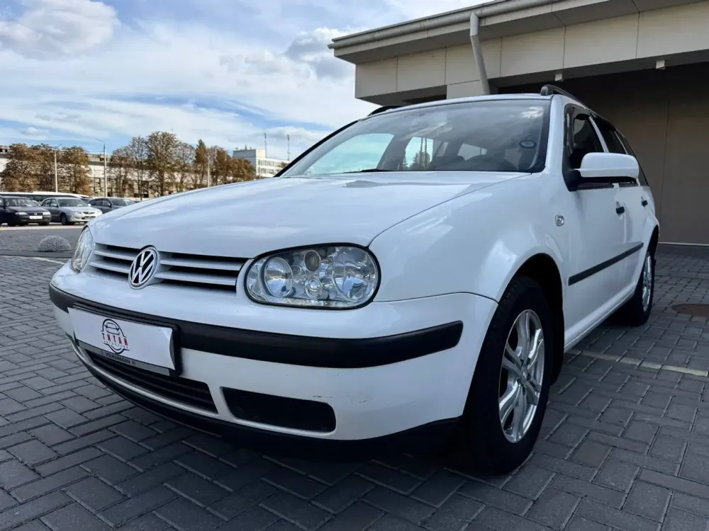 Универсал Volkswagen Golf IV (2001)