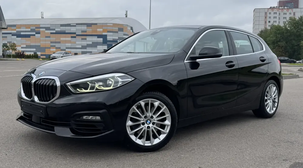 Хэтчбек BMW 1 series III (F40) (2023)