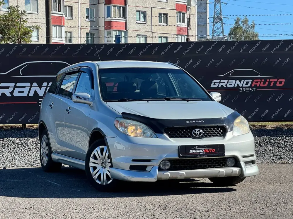 Хэтчбек Toyota Matrix I (E130) (2003)