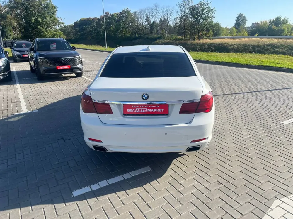  7 series V (F01/F02/F04)